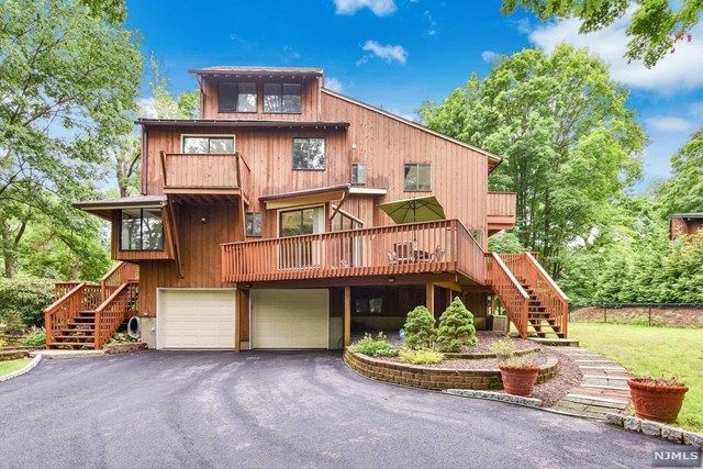 141 Shadyside Road Ramsey, NJ 07446 - Photo 25 of 25 Gallery Image 25