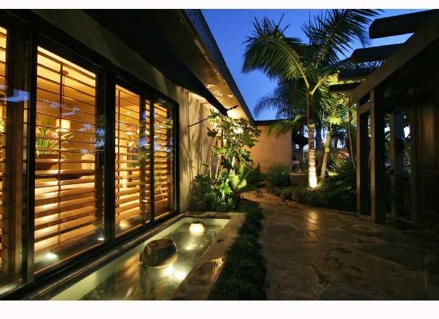 4632 Lucille Drive San Diego, CA 92115 - Photo 5 of 25 Exterior Courtyard Entry