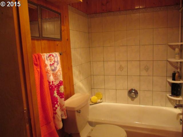 25570 Drews Road Chiloquin, OR 97624 - Photo 10 of 16 Gallery Image 10