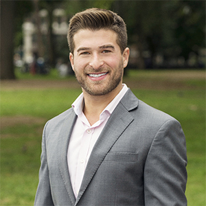 Headshot of Jeremy Shevett