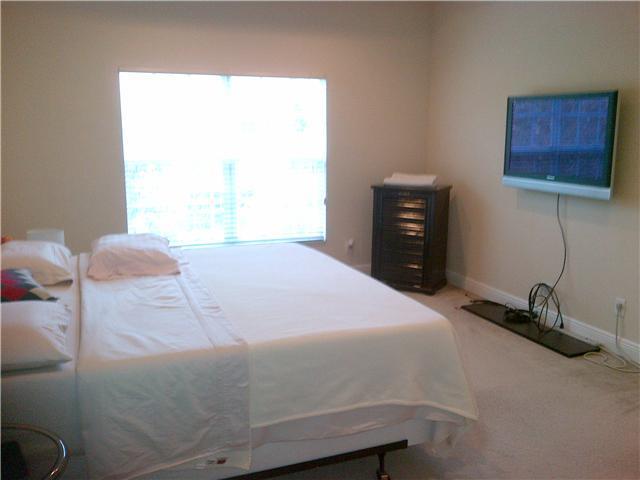 617 Northeast Rossetti Lane, Unit 617 Boca Raton, FL 33487 - Photo 13 of 19 Gallery Image 13
