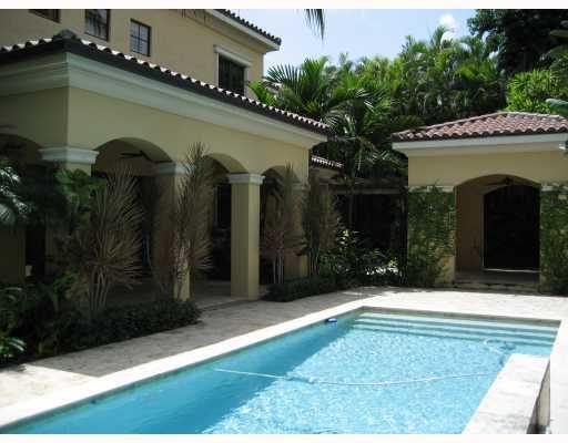 7310 Erwin Road Miami, FL 33143 - Photo 9 of 16