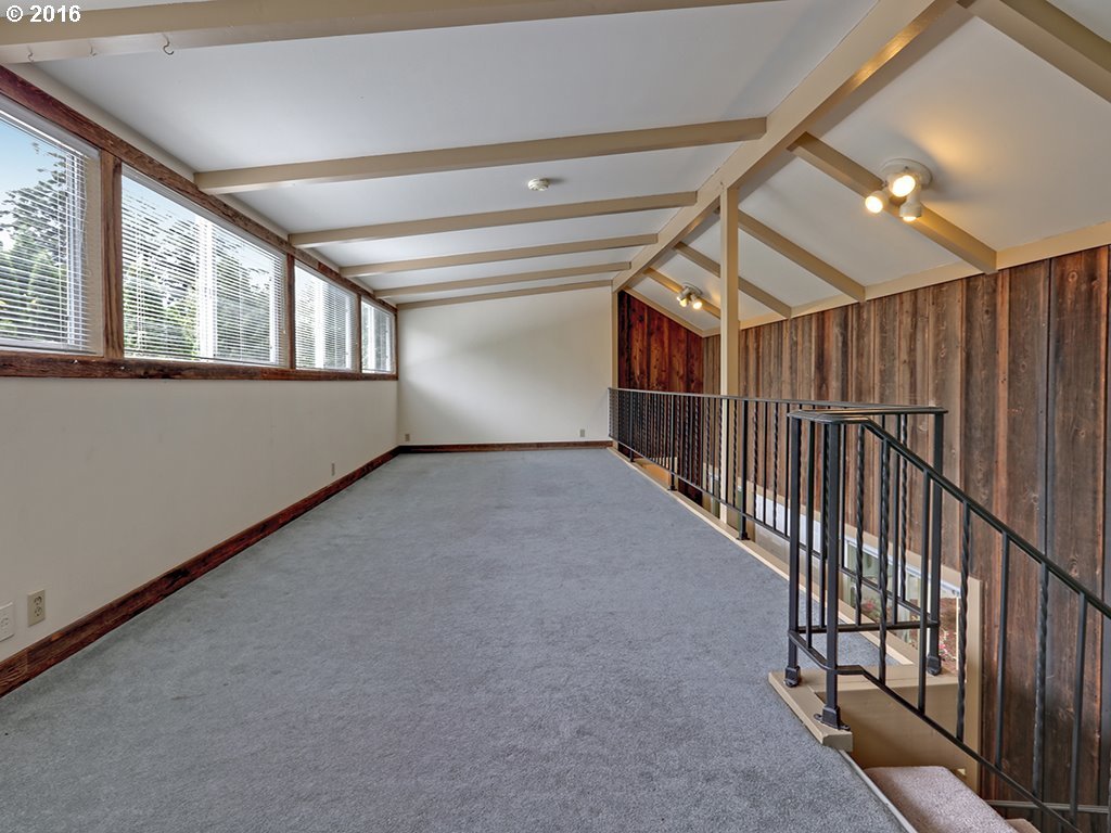 10400 Southwest Walker Road Beaverton, OR 97005 - Photo 17 of 20 Gallery Image 17