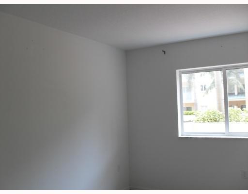 2415 Northwest 16th St Road, Unit 213 Miami, FL 33125 - Photo 13 of 14 Gallery Image 13