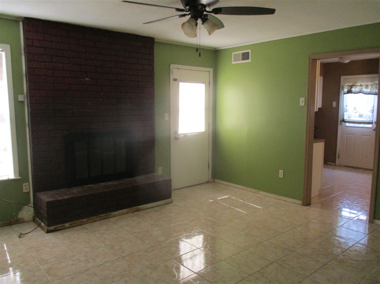 6059 Elk Grove Road Memphis, TN 38115 - Photo 10 of 15 Gallery Image 10