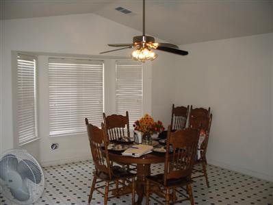 3706 Amherst Forest Road Bakersfield, CA 93313 - Photo 3 of 6 Gallery Image 3