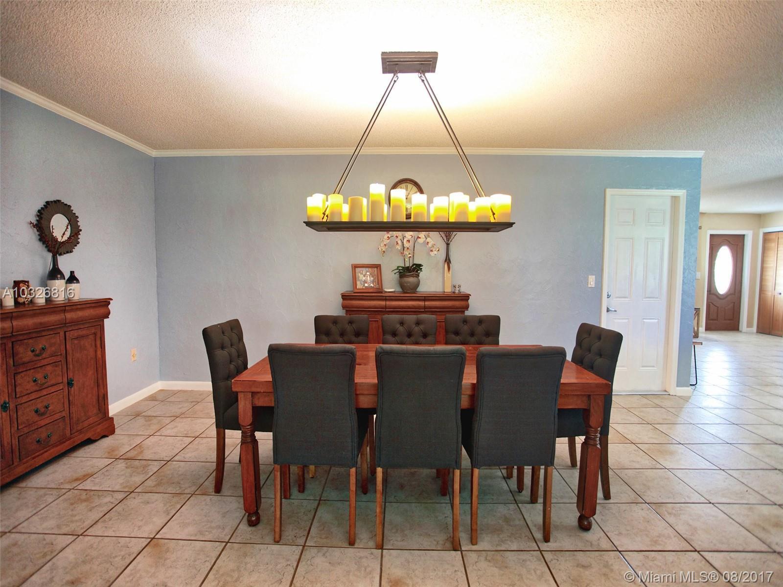 5221 Southwest 188th Avenue Southwest Ranches, FL 33332 - Photo 19 of 31 Gallery Image 19