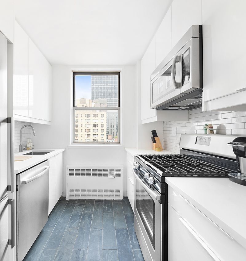201 East 36th Street, Unit 11A Manhattan, NY 10016 - Photo 6 of 8
