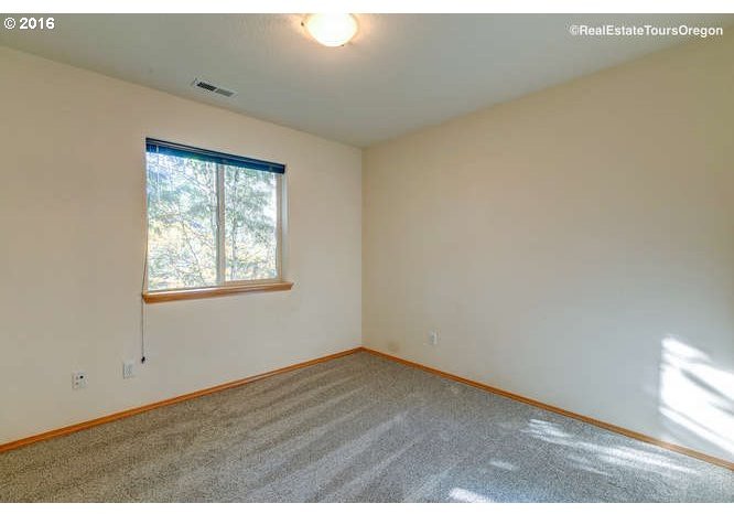 11940 Northwest Tyler Court Portland, OR 97229 - Photo 16 of 29