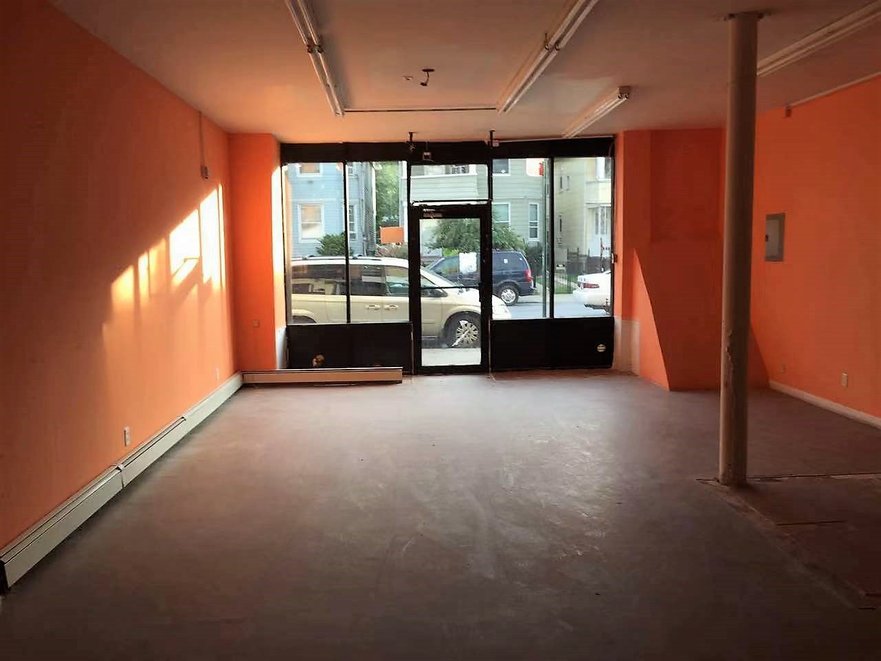 945 Post Avenue, Unit A Staten Island, NY 10302 - Photo 3 of 4