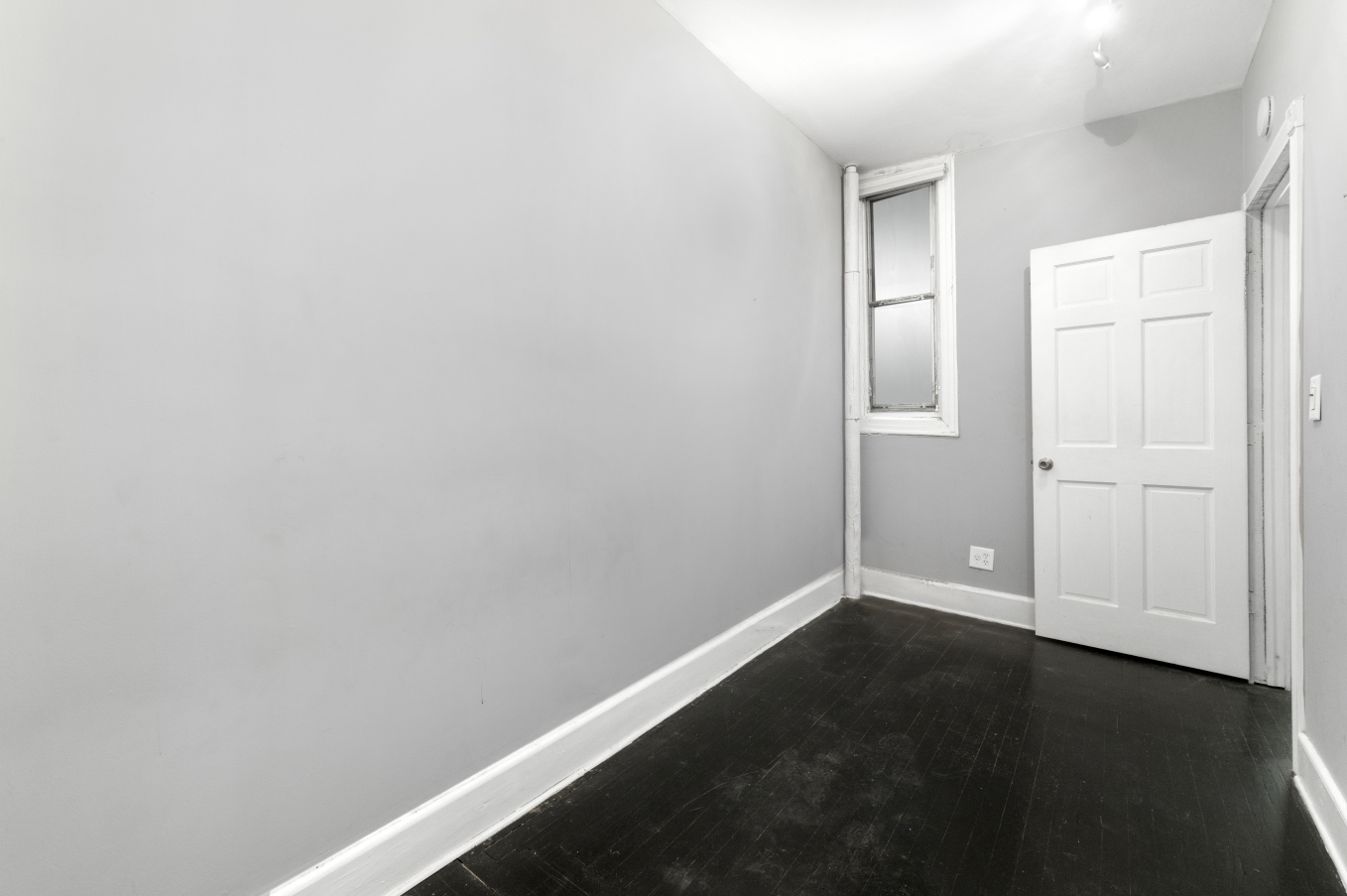 1605 York Avenue, Unit 4A Manhattan, NY 10028 - Photo 6 of 8