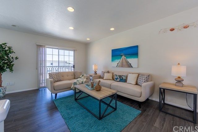 $700,000 | 80 62nd Place, Unit 2A, Long Beach, CA 90803