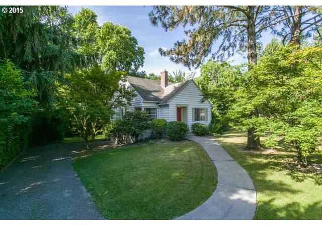2630 Southwest Taylors Ferry Road Portland, OR 97219 - Photo 1 of 16 Gallery Image 1
