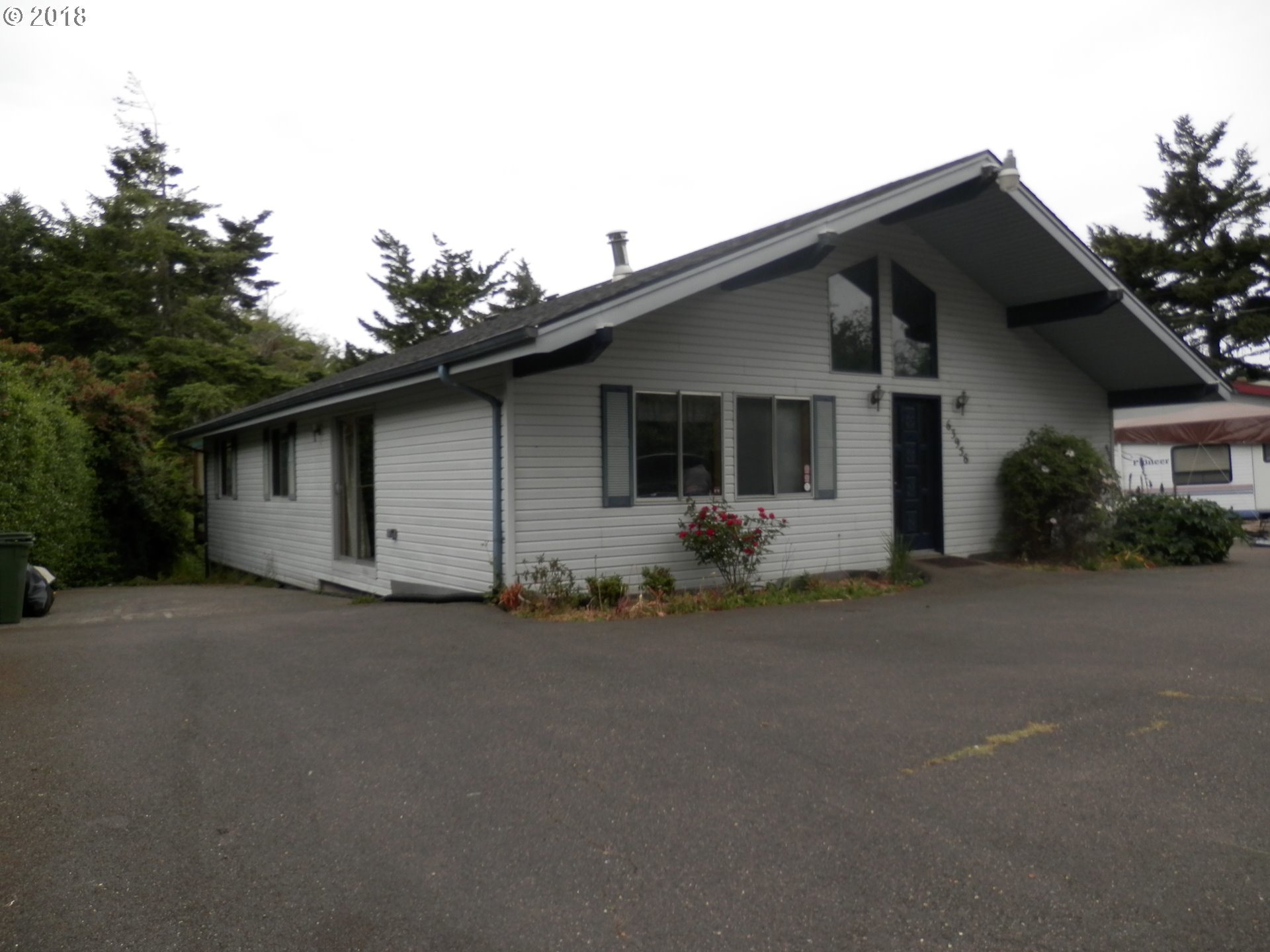 63956 Wallace Road Coos Bay, OR 97420 - Photo 28 of 32 Gallery Image 28