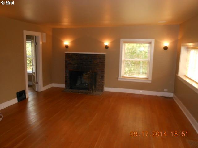 11439 East Burnside Street Portland, OR 97216 - Photo 2 of 11