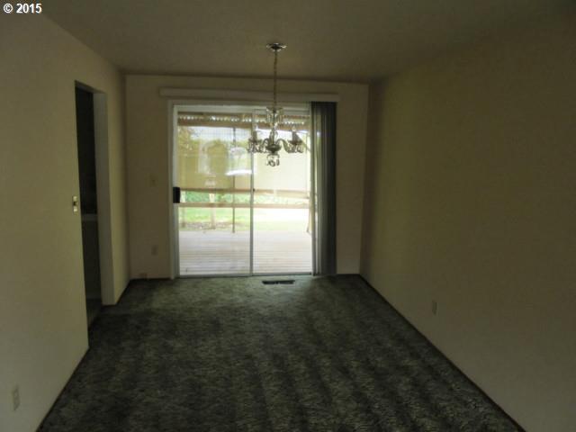 1789 Umpqua Road Woodburn, OR 97071 - Photo 3 of 15 Gallery Image 3