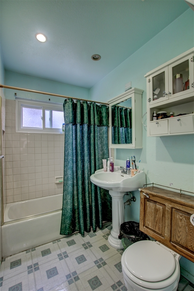 618 Broadview Street Spring Valley, CA 91977 - Photo 15 of 25 Gallery Image 15