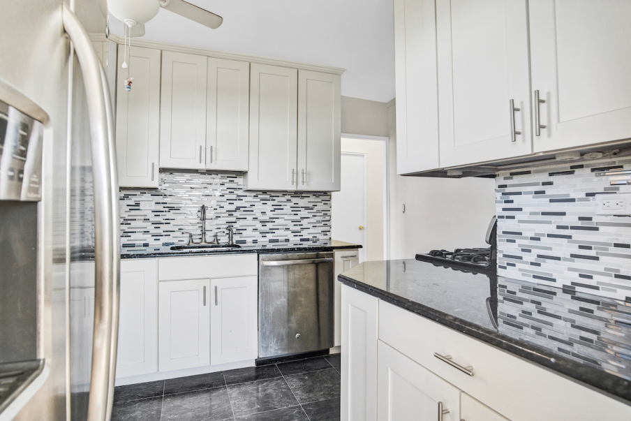 5800 Arlington Avenue, Unit 19U Bronx, NY 10471 - Photo 5 of 23