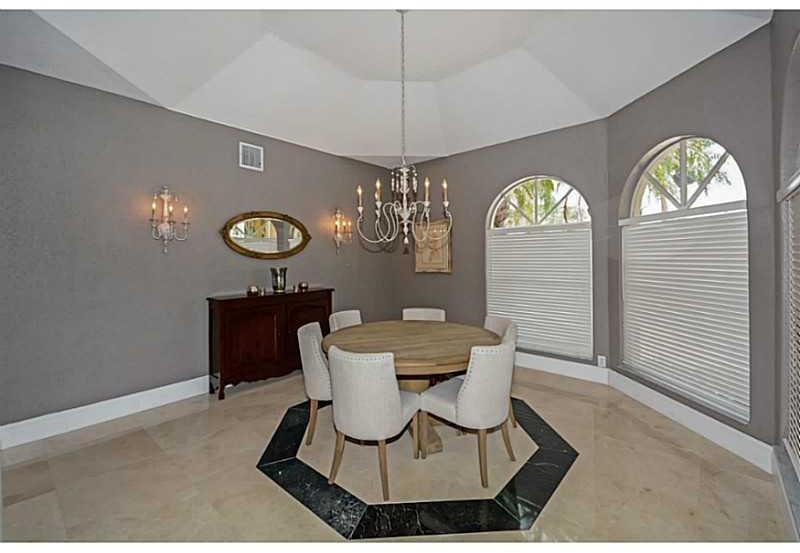 3162 Inverness Weston, FL 33332 - Photo 6 of 24