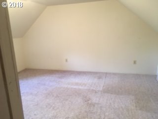 249 Schad Road Elkton, OR 97436 - Photo 7 of 15 Gallery Image 7