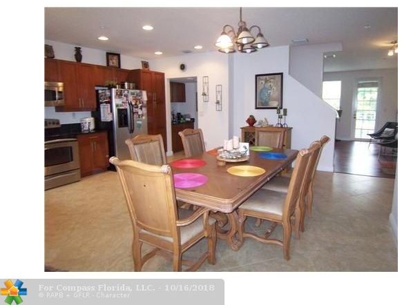 312 Southwest 14th Avenue, Unit 312 Fort Lauderdale, FL 33312 - Photo 5 of 14