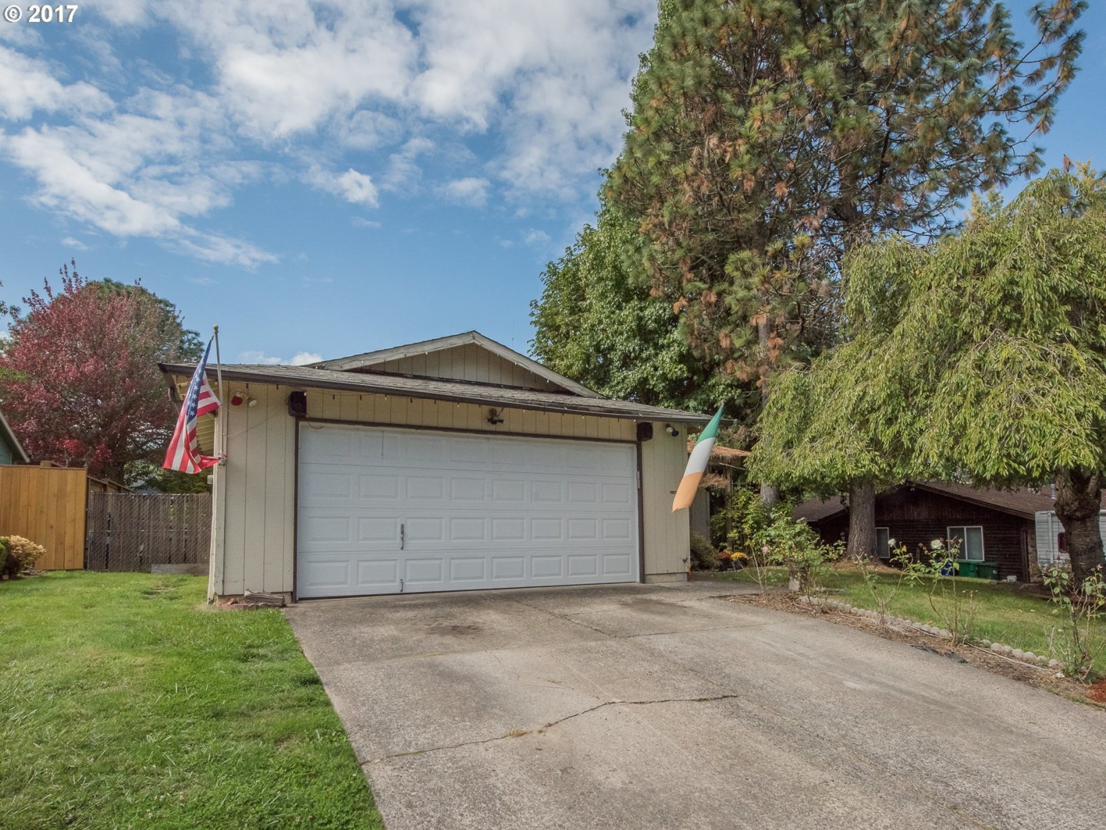 1827 Southeast Regner Road Gresham, OR 97080 - Photo 1 of 31 Gallery Image 1