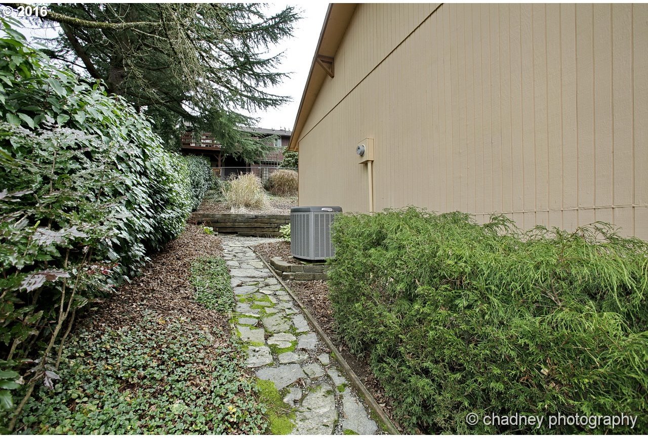 720 Southwest 4th Street Gresham, OR 97080 - Photo 25 of 30 Gallery Image 25