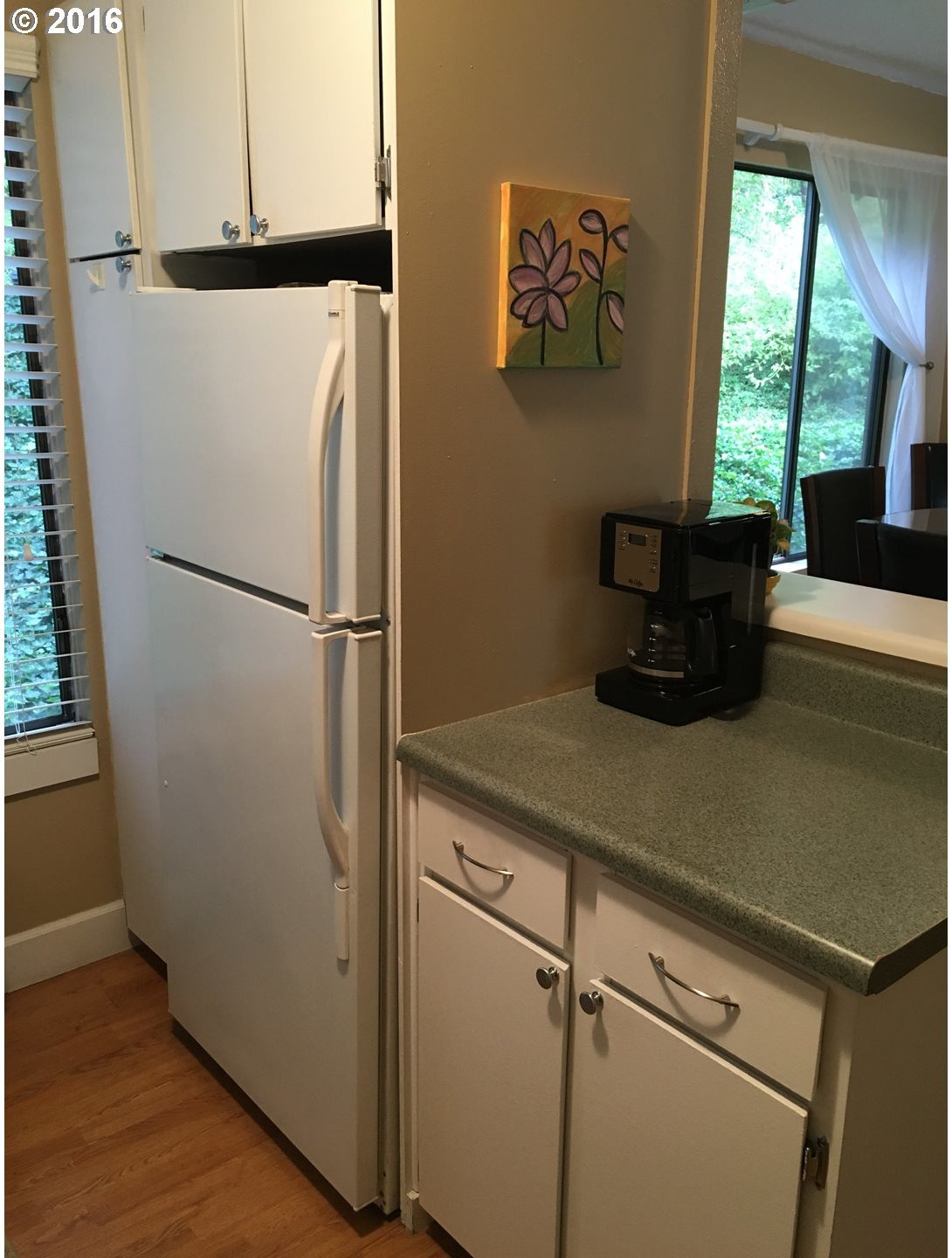 7602 Southwest Barnes Road, Unit C Portland, OR 97225 - Photo 6 of 14 Gallery Image 6