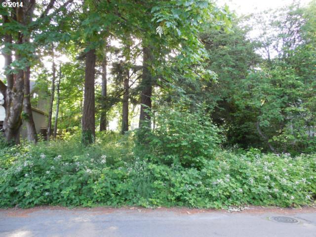 Southwest View Point Terrace Portland, OR 97219 - Photo 1 of 8