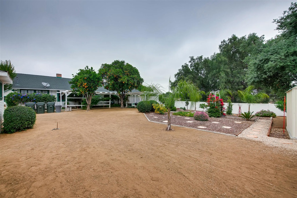 236 Ohearn Road Fallbrook, CA 92028 - Photo 17 of 25