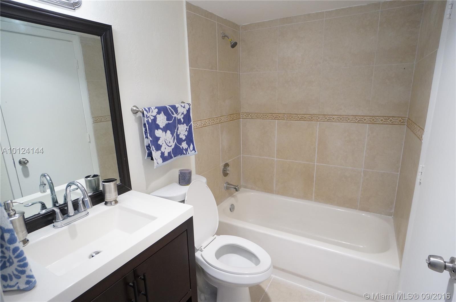 4164 Inverrary Drive, Unit 309 Lauderhill, FL 33319 - Photo 4 of 29