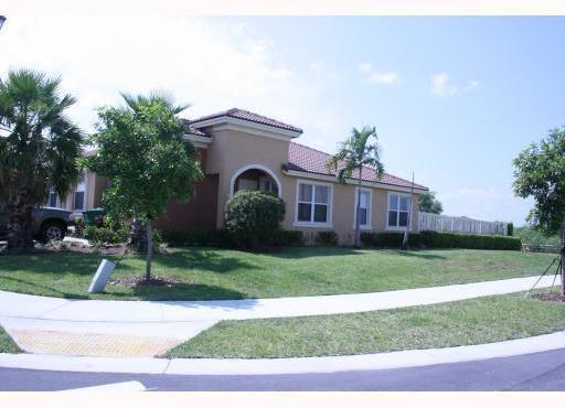 10901 Southwest 236th Terrace Homestead, FL 33032 - Photo 10 of 11
