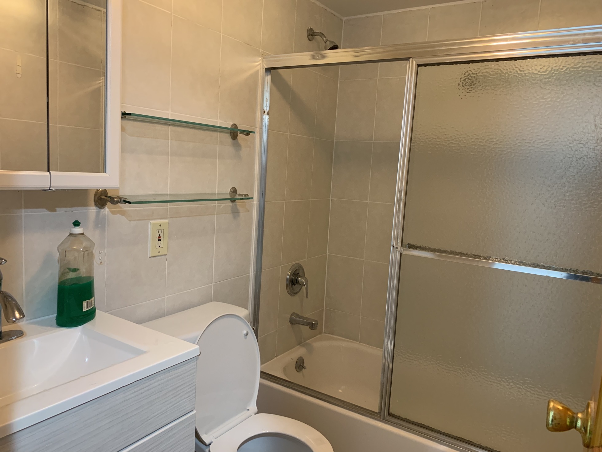 818 Willoughby Avenue, Unit 1 Brooklyn, NY 11206 - Photo 6 of 8