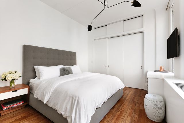 $1,475,000 | 50 Pine Street, Unit 11S | Financial District