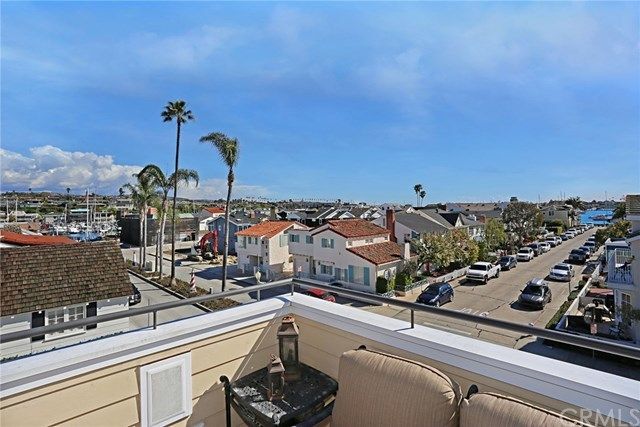 $2,395,000 | 201 Crystal Avenue, Newport Beach, CA 92662