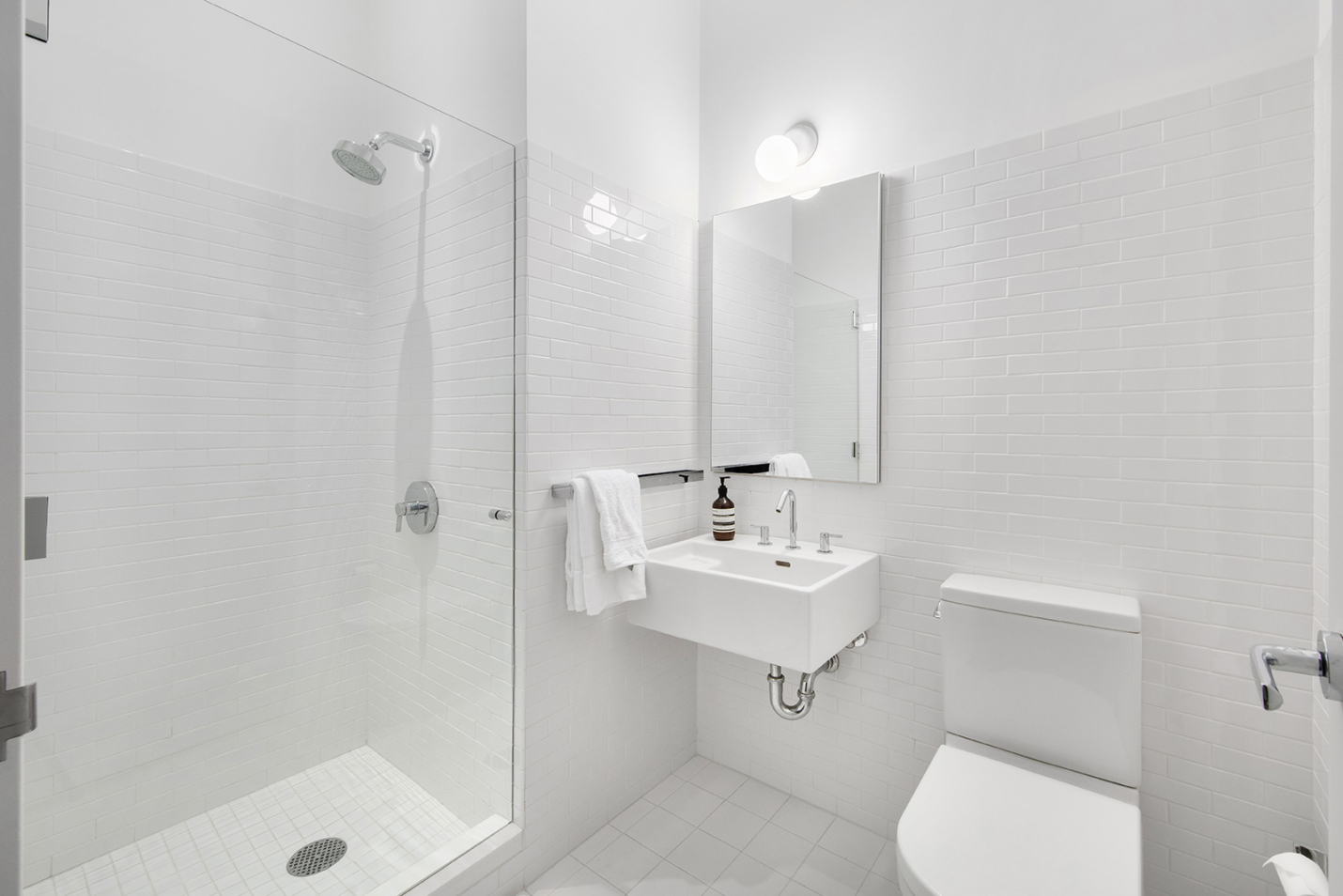 40 Bond Street, Unit 5A Manhattan, NY 10012 - Photo 13 of 16