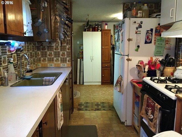 793 River Bend Road Roseburg, OR 97471 - Photo 13 of 19 Gallery Image 13