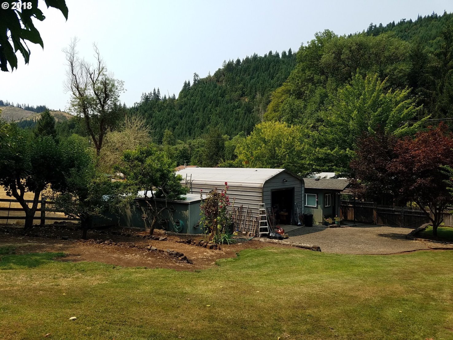 8325 Hayhurst Road Yoncalla, OR 97499 - Photo 16 of 31 Gallery Image 16