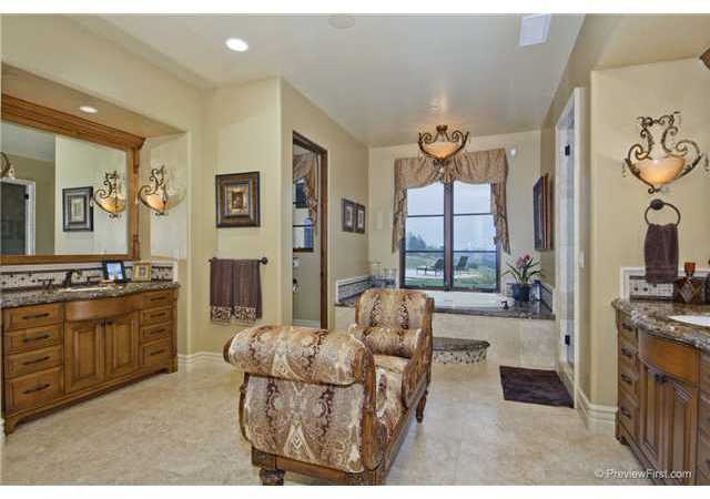 18750 Deer Valley Poway, CA 92064 - Photo 15 of 25