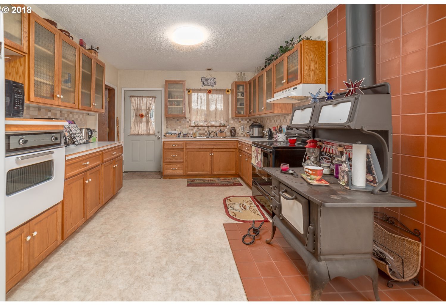 2680 Eagle Valley Road Yoncalla, OR 97499 - Photo 1 of 31