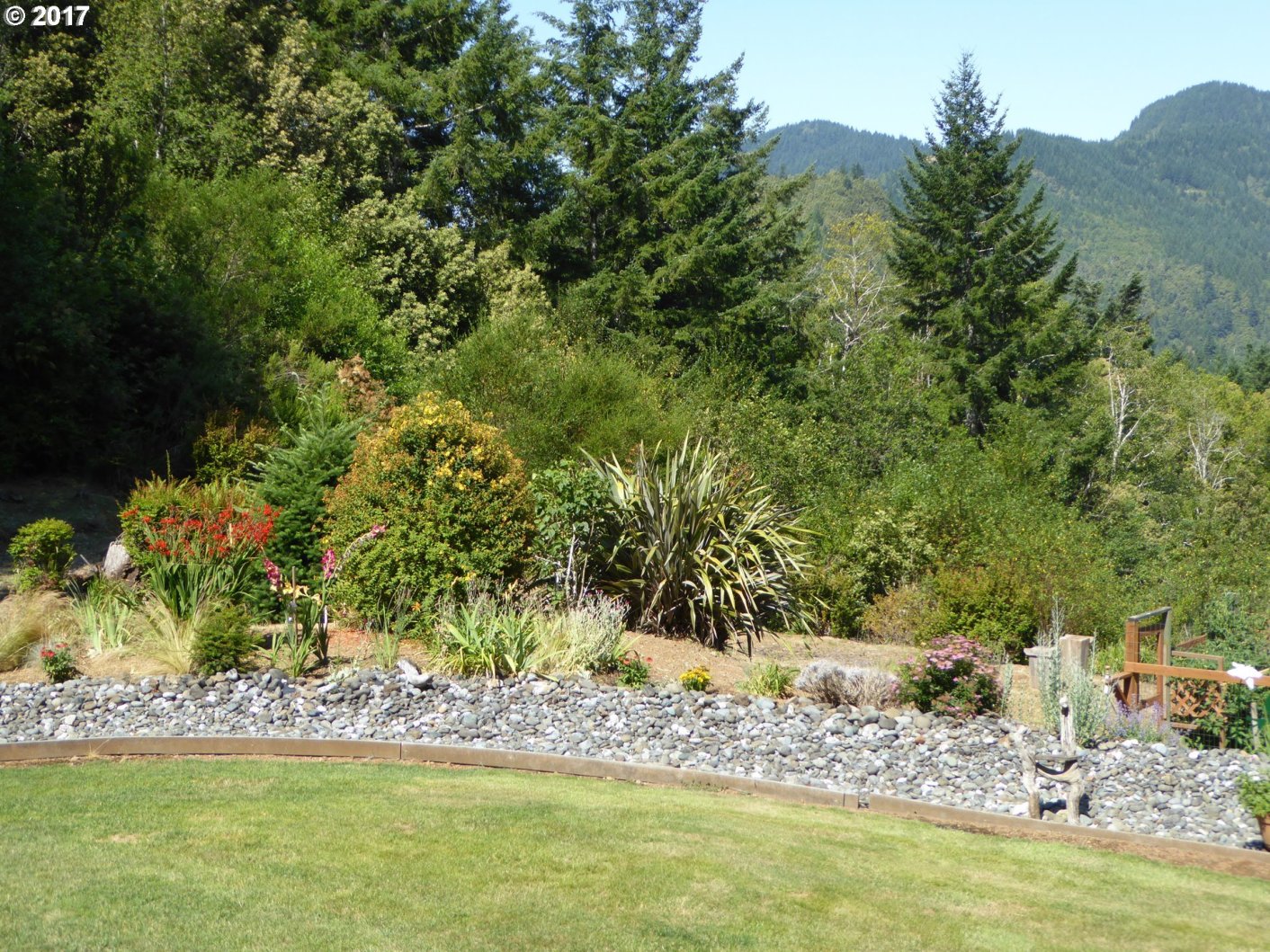 97332 Homestead Way Gold Beach, OR 97444 - Photo 2 of 32 Gallery Image 2