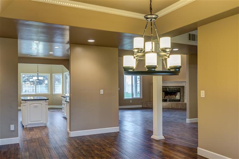 19481 Padron Court Bakersfield, CA 93314 - Photo 9 of 20