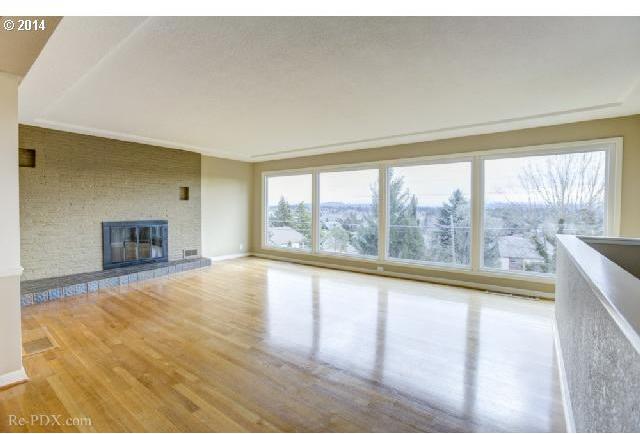 12615 Southwest Beef Bend Road Tigard, OR 97224 - Photo 2 of 16 Gallery Image 2