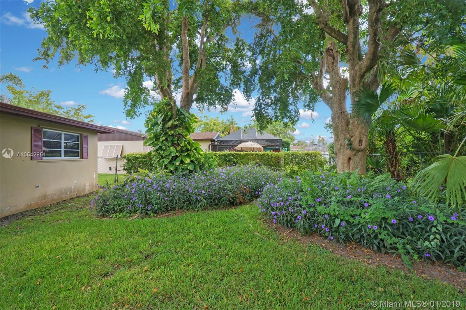 8410 Southwest 201st Street Cutler Bay, FL 33189 - Photo 23 of 46