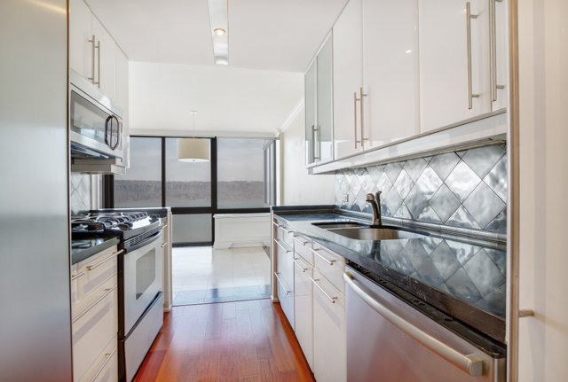 2521 Palisade Avenue, Unit 5A Bronx, NY 10463 - Photo 3 of 8