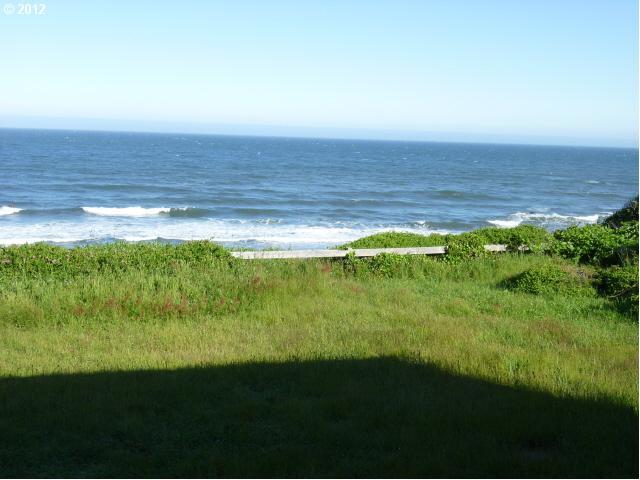 33012 Nesika Road Gold Beach, OR 97444 - Photo 14 of 16