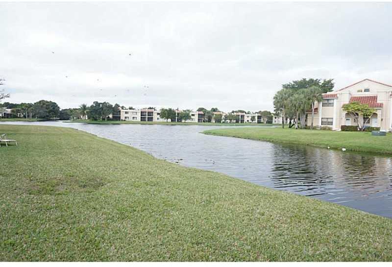 603 Racquet Club Road, Unit 2 Weston, FL 33326 - Photo 25 of 31