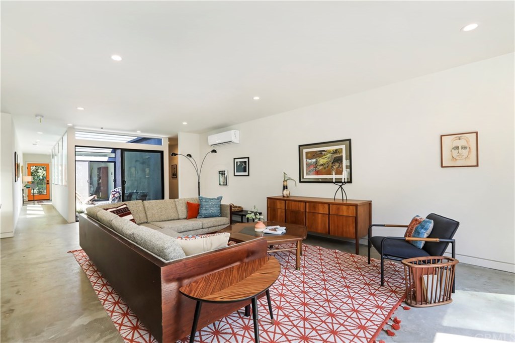 945 Jane Place Pasadena, CA 91105 - Photo 9 of 33