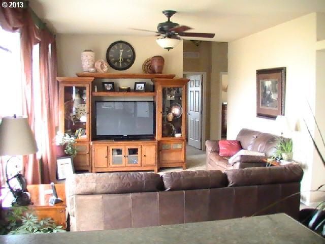 6175 Cherry Heights Road The Dalles, OR 97058 - Photo 2 of 16 Gallery Image 2