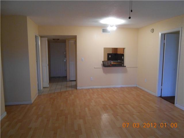 3195 Foxcroft Road, Unit F316 Miramar, FL 33025 - Photo 3 of 7